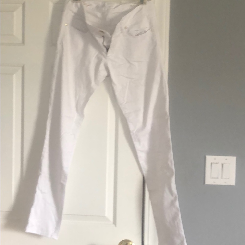 Lilly Pulitzer white skinnies!